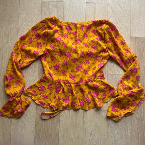 Two Floral Button Up Blouses - Picture 5 of 5